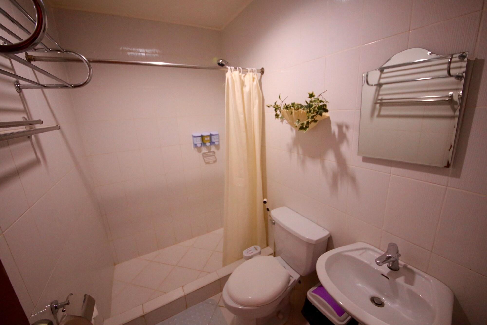 Dee Guesthouse White Sands Lapu-Lapu City Exterior foto