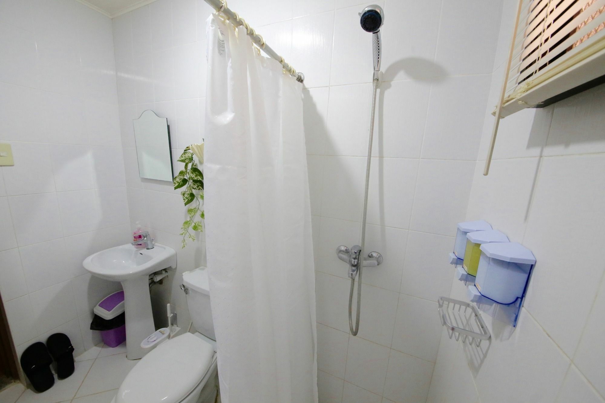 Dee Guesthouse White Sands Lapu-Lapu City Exterior foto
